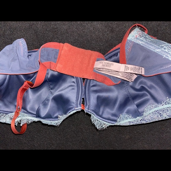 NWOT VS Push Up - Picture 2 of 2